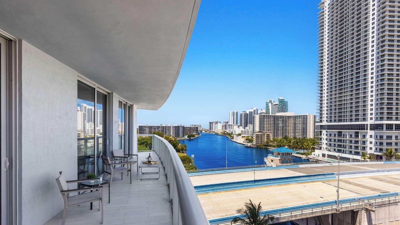 Photo of Patio Balcony in Hallandale Beach