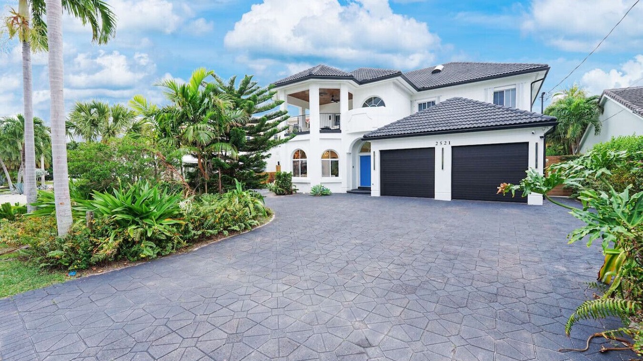 Photo of Outdoor in Lauderdale Beach