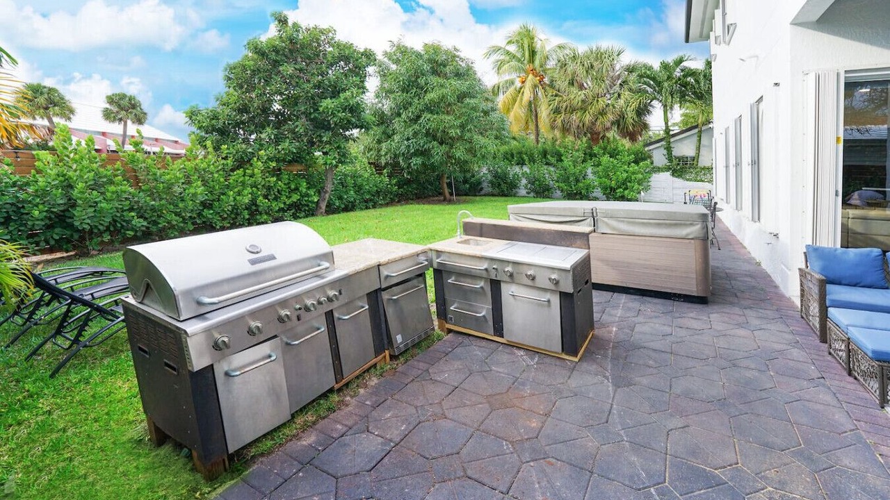 Photo of Patio Balcony in Lauderdale Beach