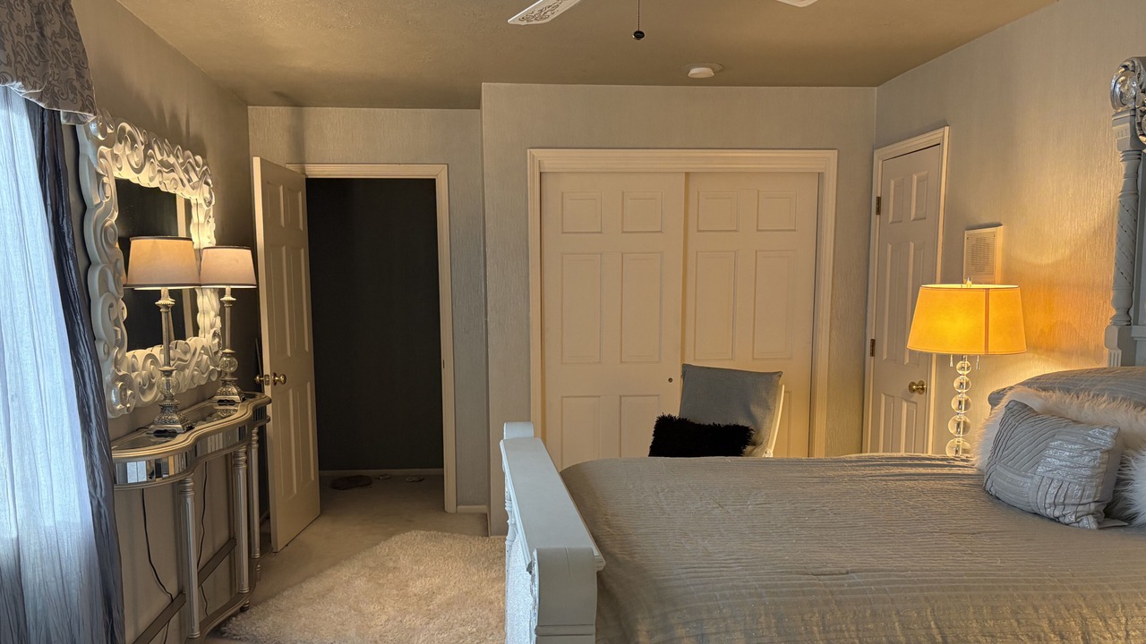 Photo of Bedroom in Lee's Summit