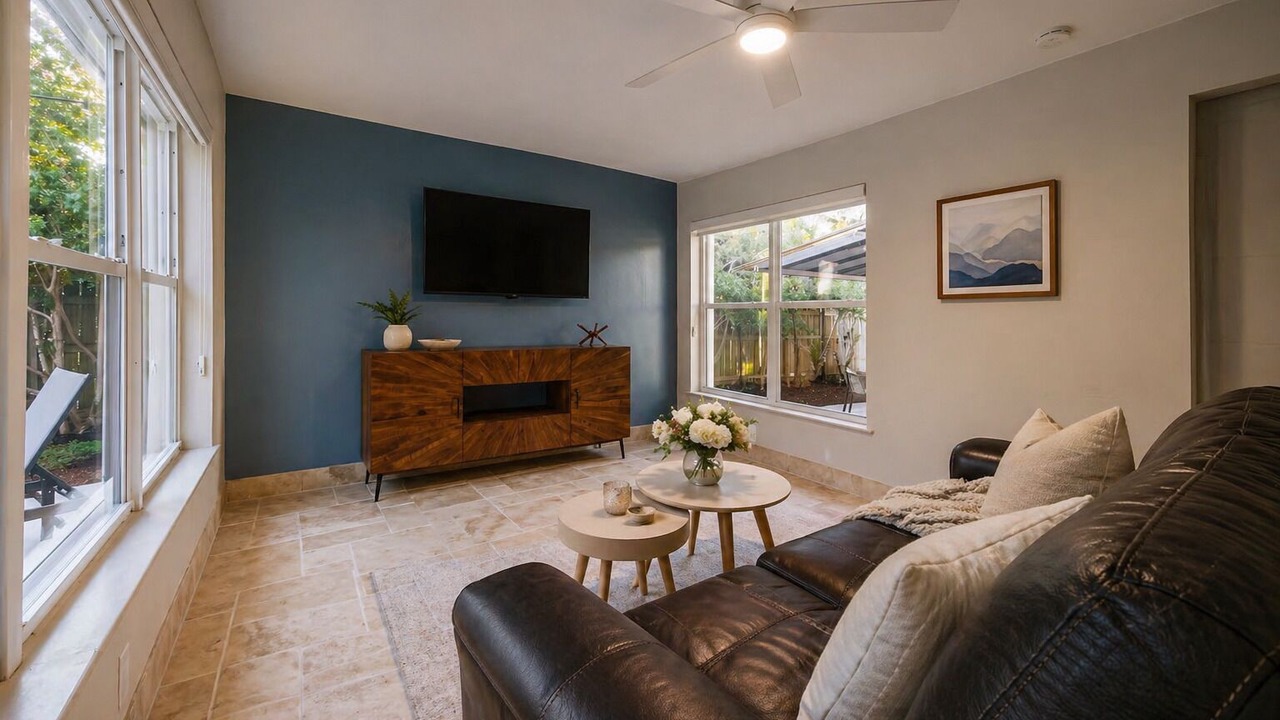 Photo of Livingroom in Hallandale Beach