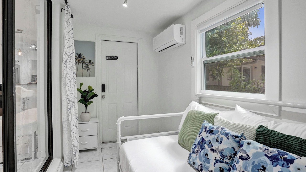 Photo of Bedroom in Edgewood