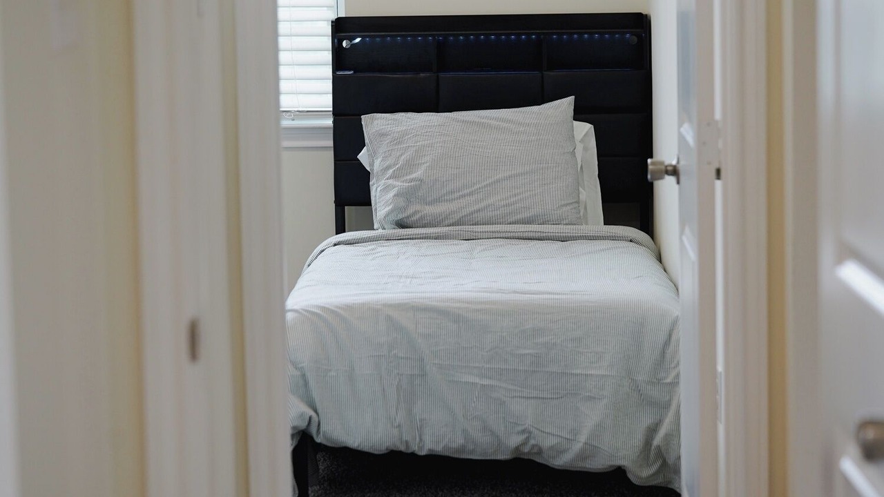 Photo of Bedroom in Cleveland