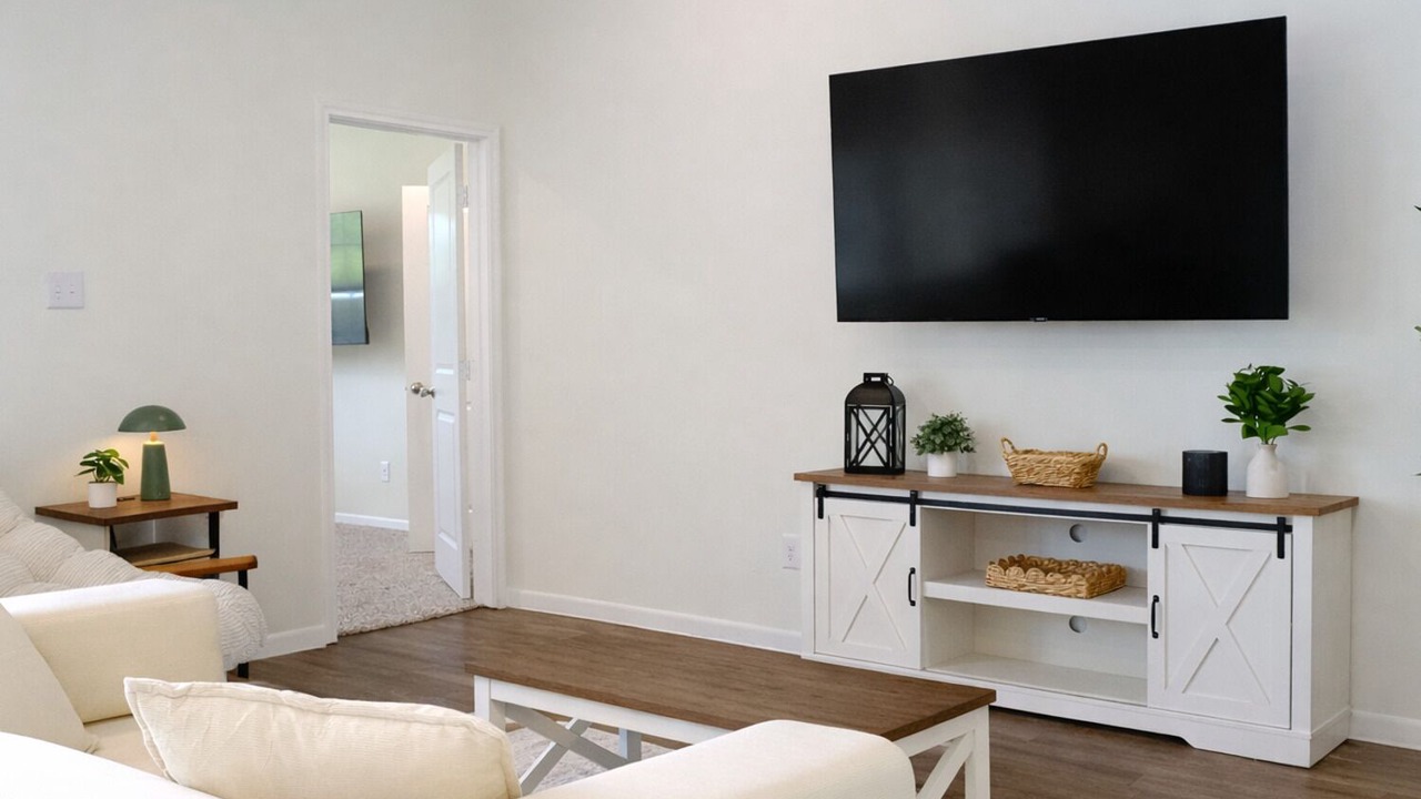Photo of Livingroom in Cleveland