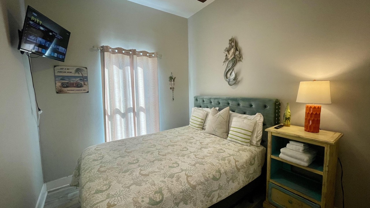 Photo of Bedroom in Rockport