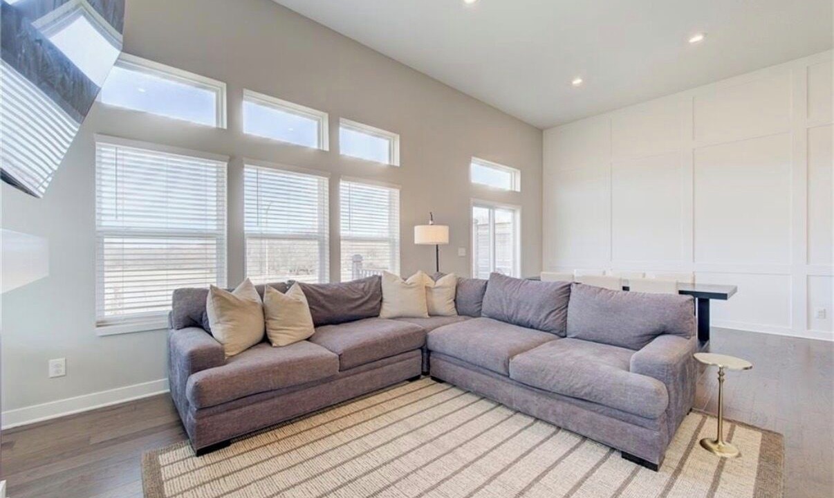 Photo of Livingroom in Lee's Summit