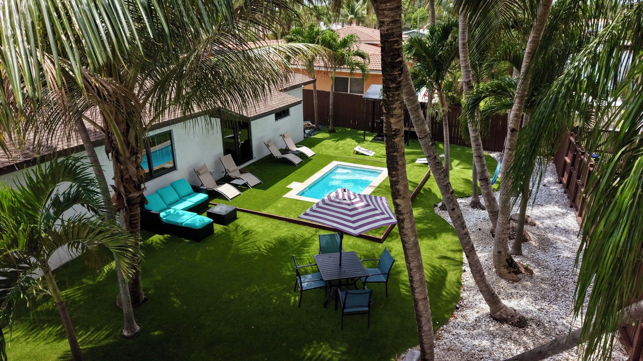 Photo of Outdoor in North Central Hollywood