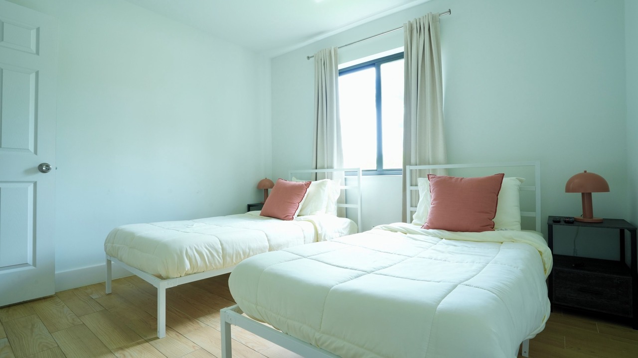 Photo of Bedroom in North Central Hollywood