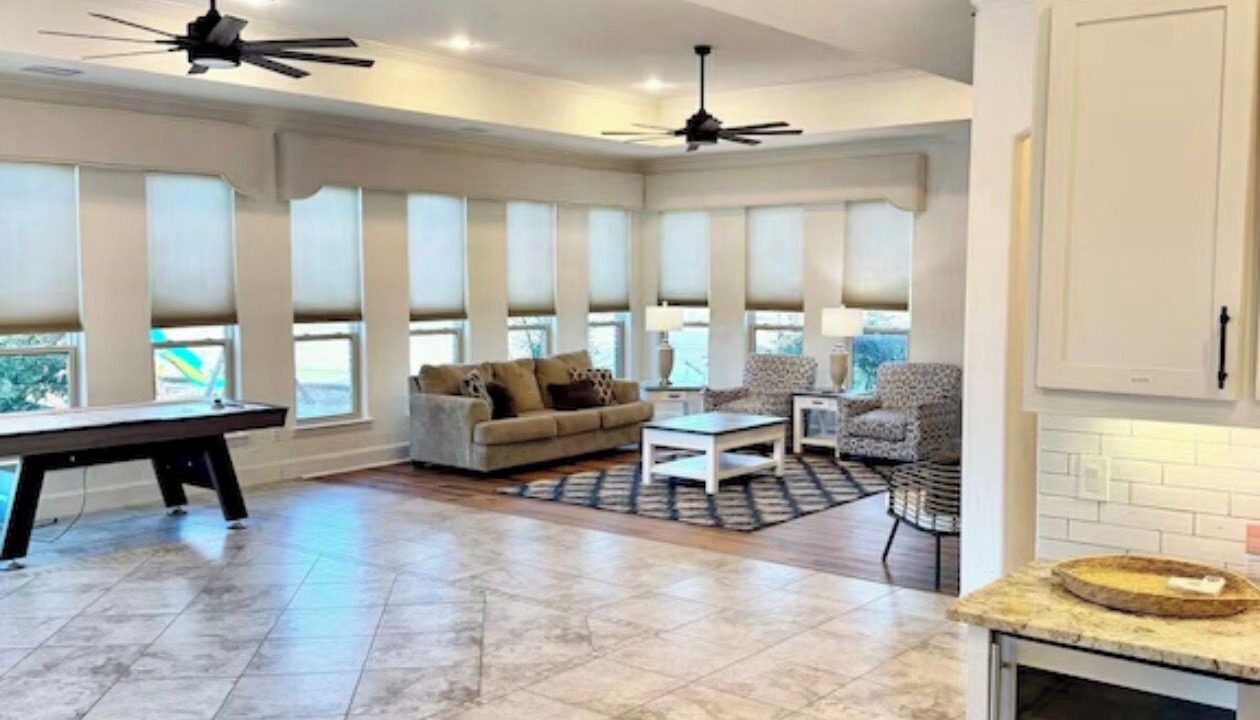 Photo of Livingroom in Pilot Point