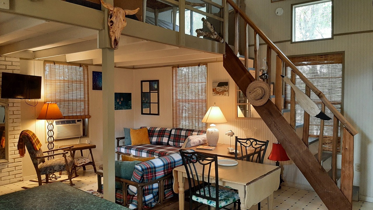Photo of Livingroom in Votaw