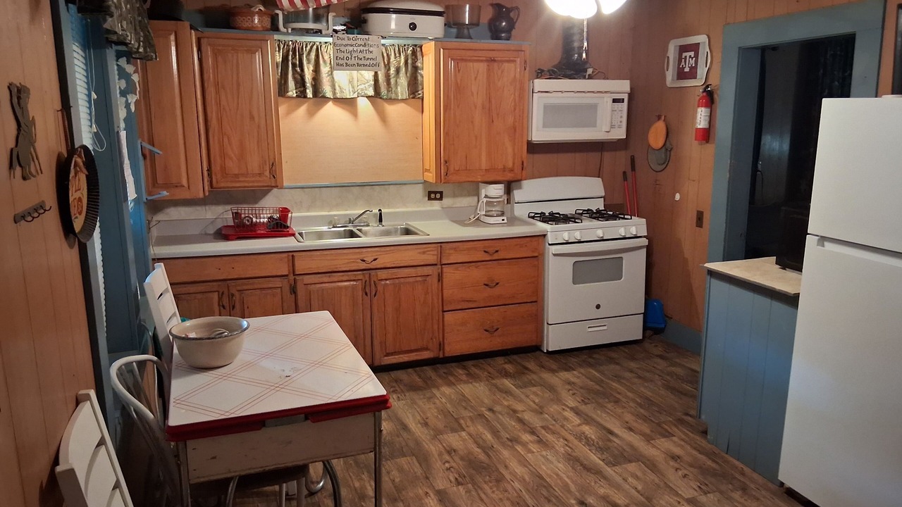 Photo of Kitchen in Zavalla