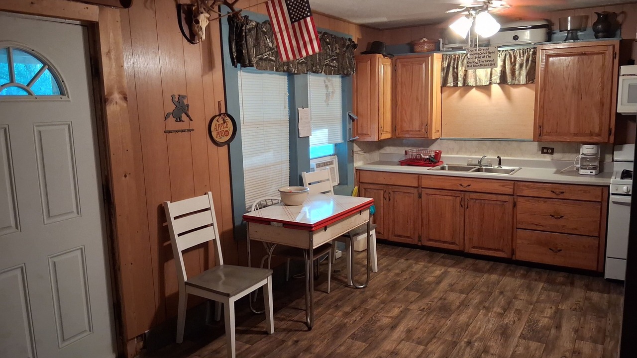 Photo of Kitchen in Zavalla