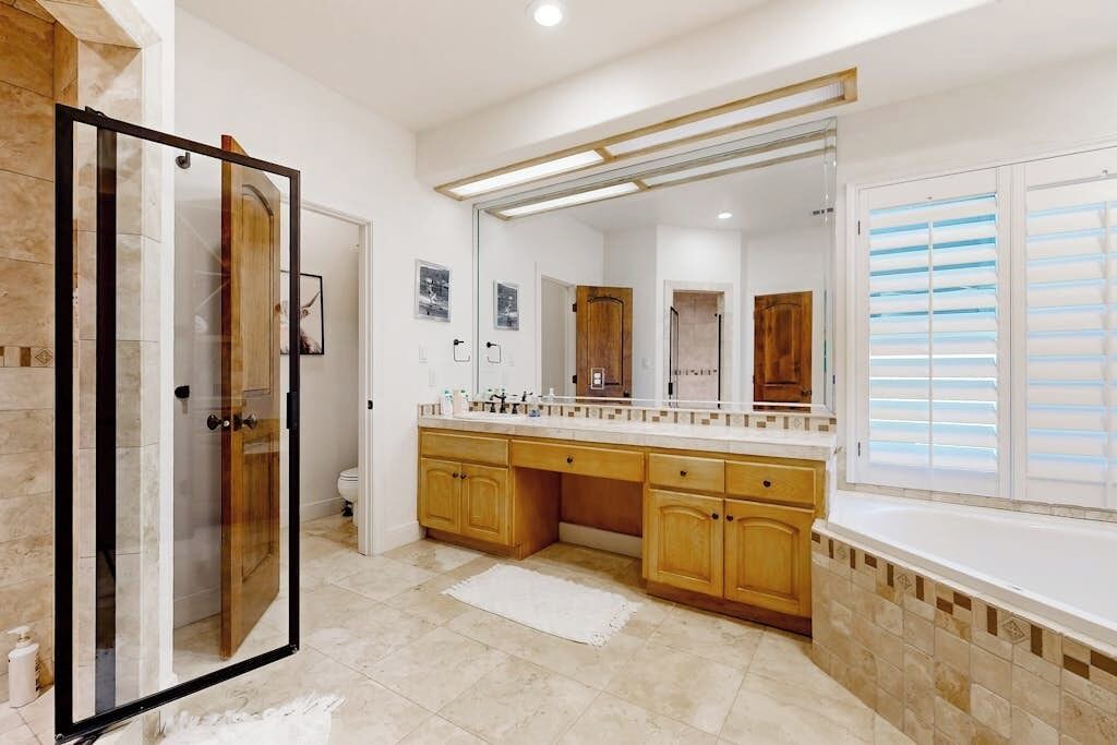 Photo of Bathroom in Horseshoe Bay West