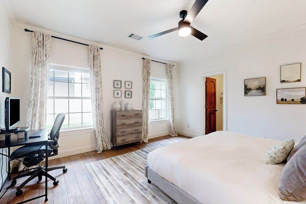 Photo of Bedroom in Horseshoe Bay West