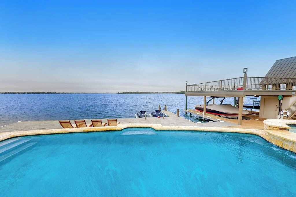 Photo of Outdoor in Horseshoe Bay West