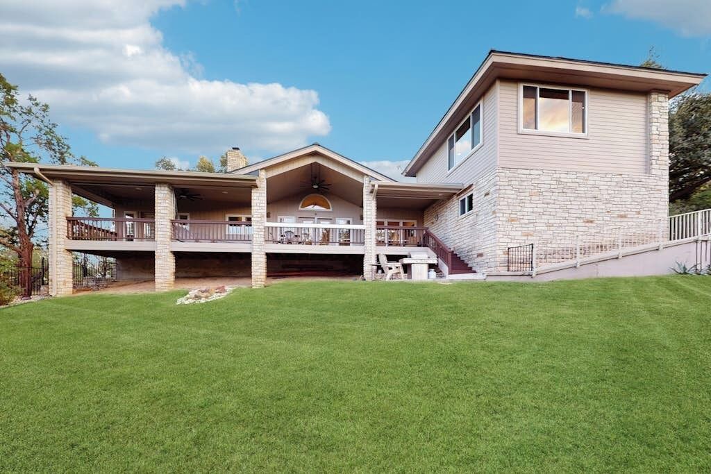 Photo of Outdoor in Horseshoe Bay West