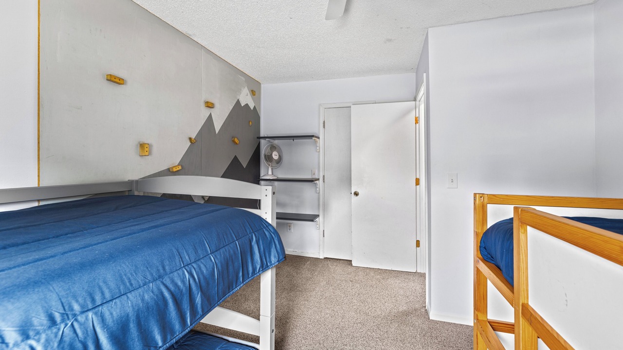 Photo of Bedroom in Merriam
