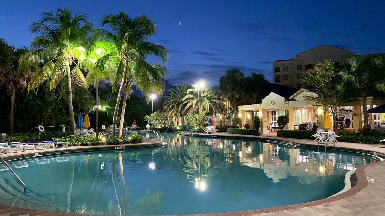 Photo of Outdoor in Weston