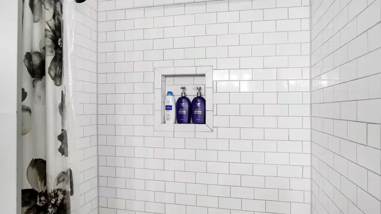 Photo of Bathroom in Los Lunas