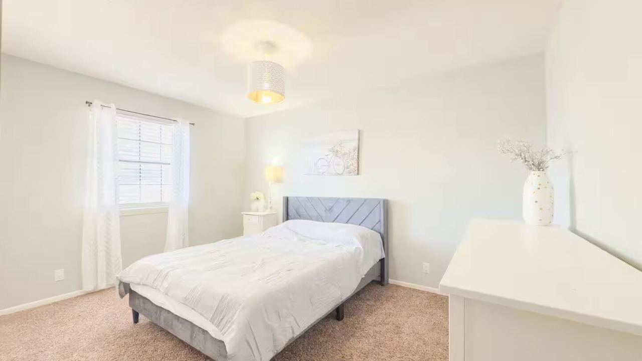 Photo of Bedroom in Los Lunas