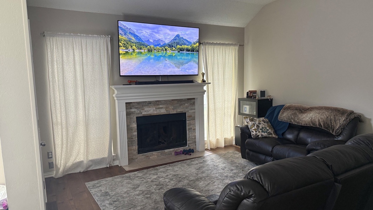 Photo of Livingroom in North Arlington
