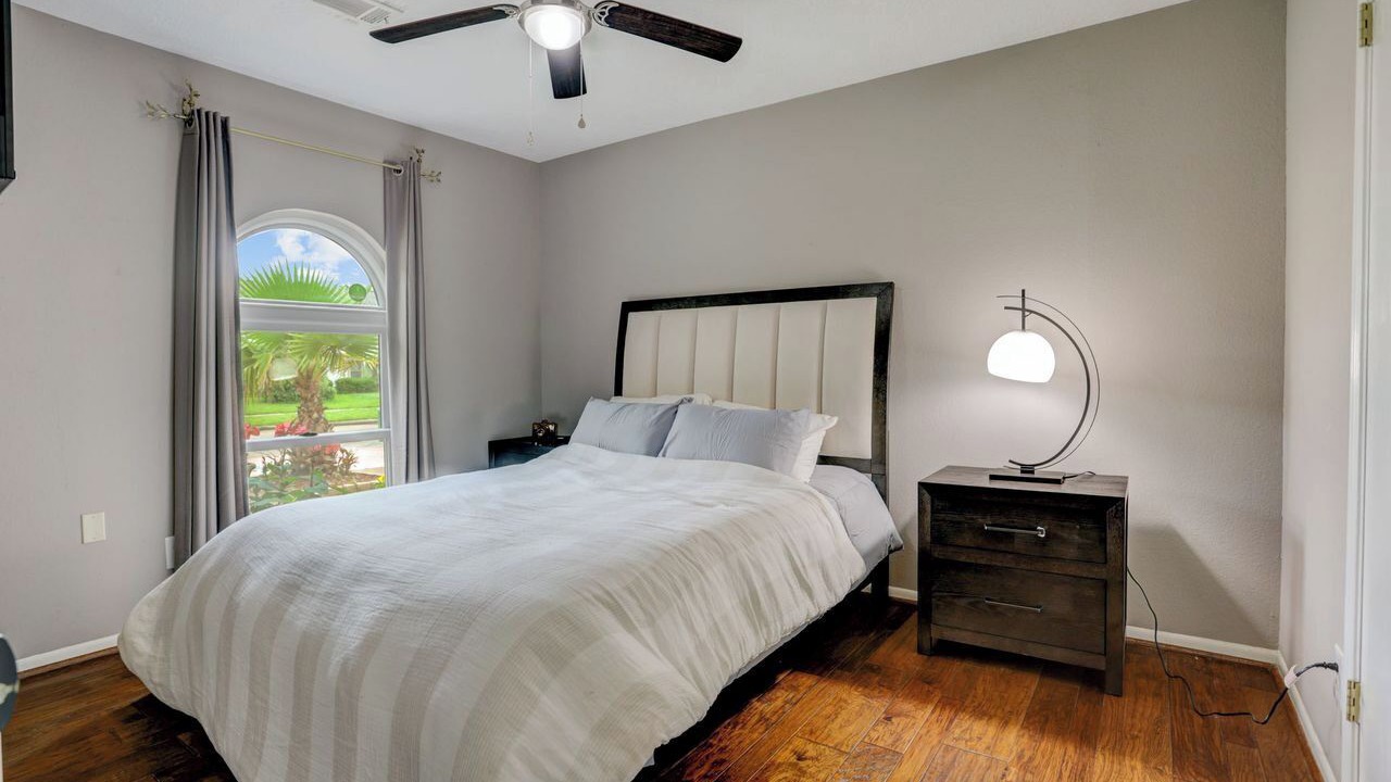 Photo of Bedroom in Clear Lake City