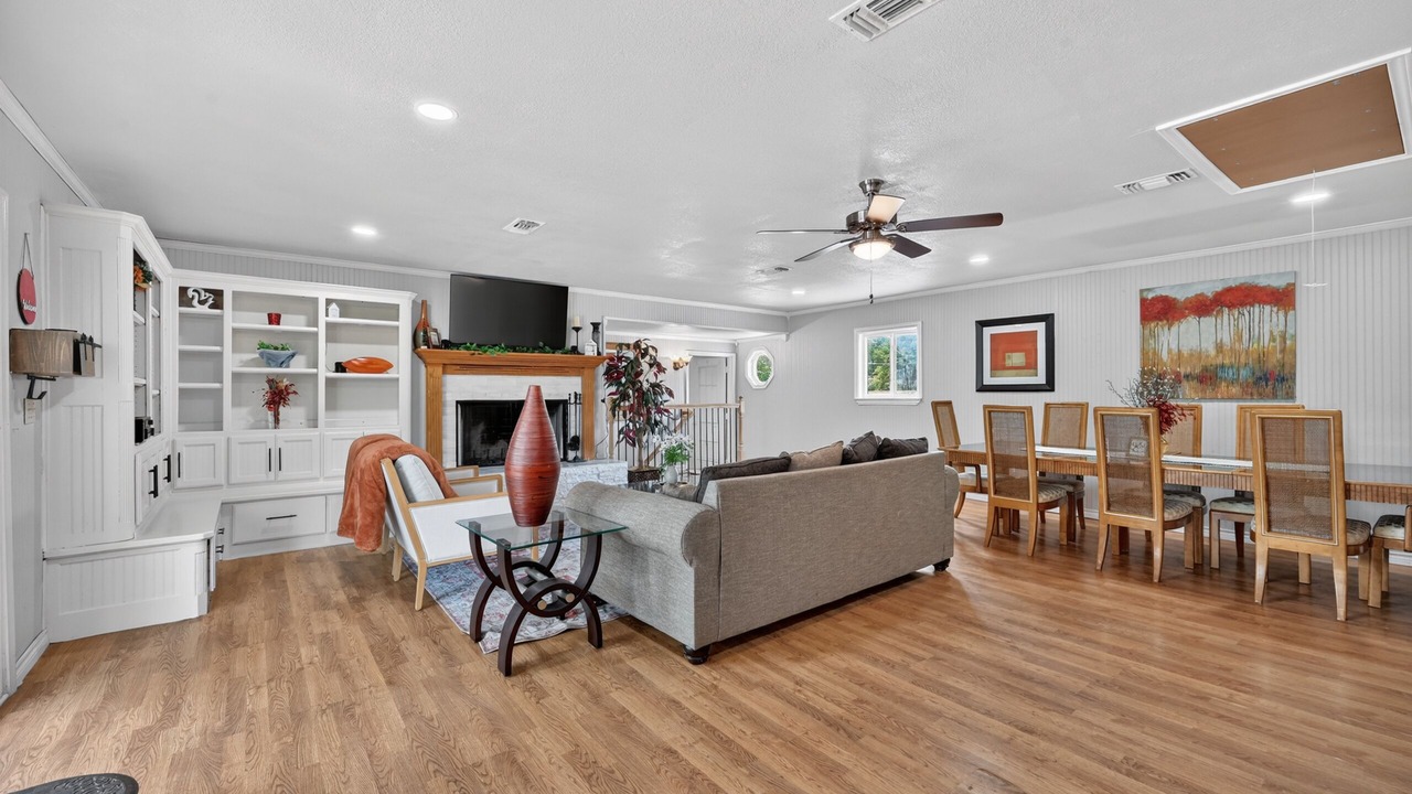 Photo of Livingroom in Azle