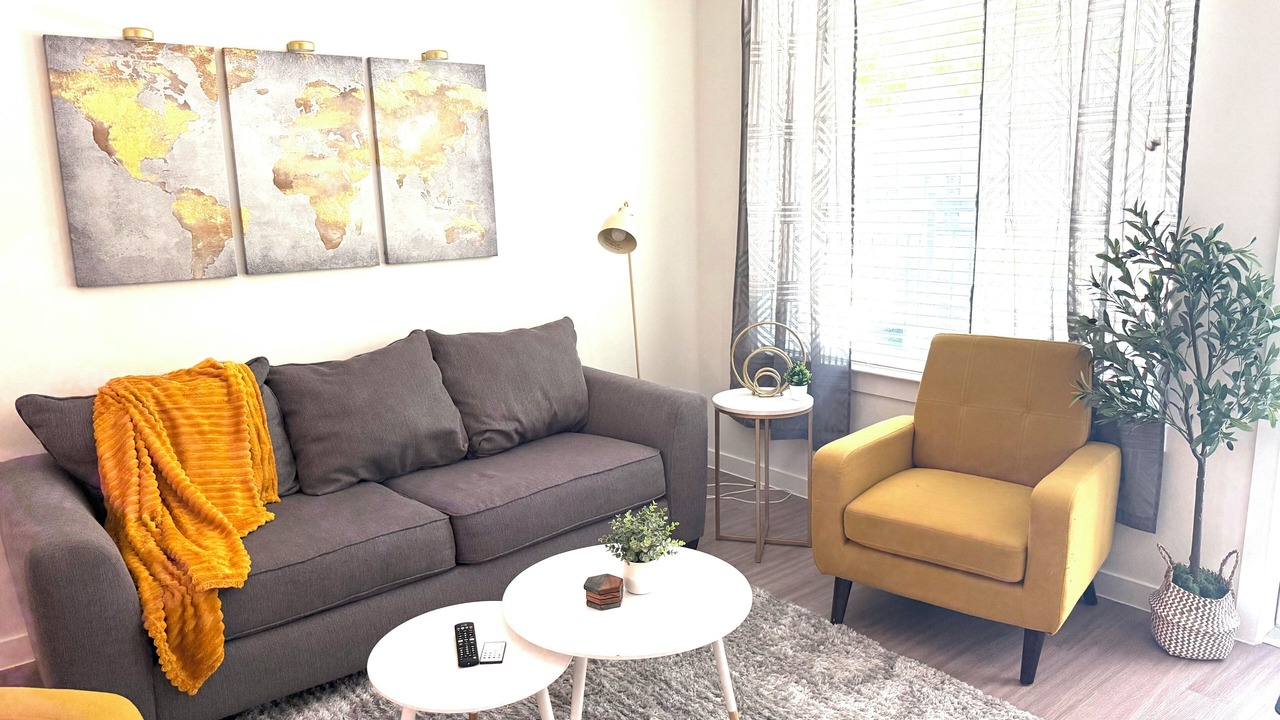 Photo of Livingroom in West Dallas