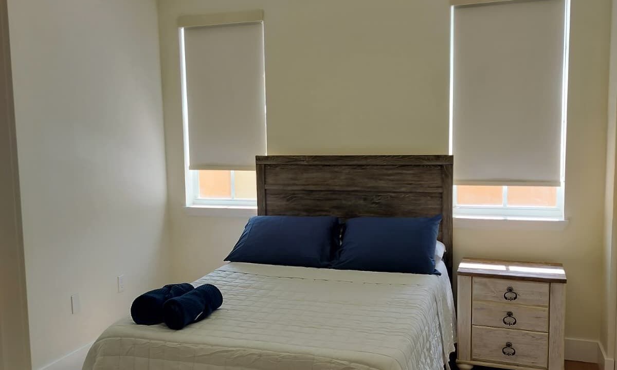 Photo of Bedroom in Hallandale Beach