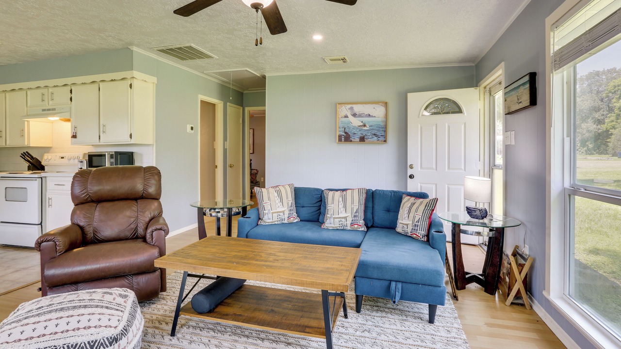 Photo of Livingroom in Votaw