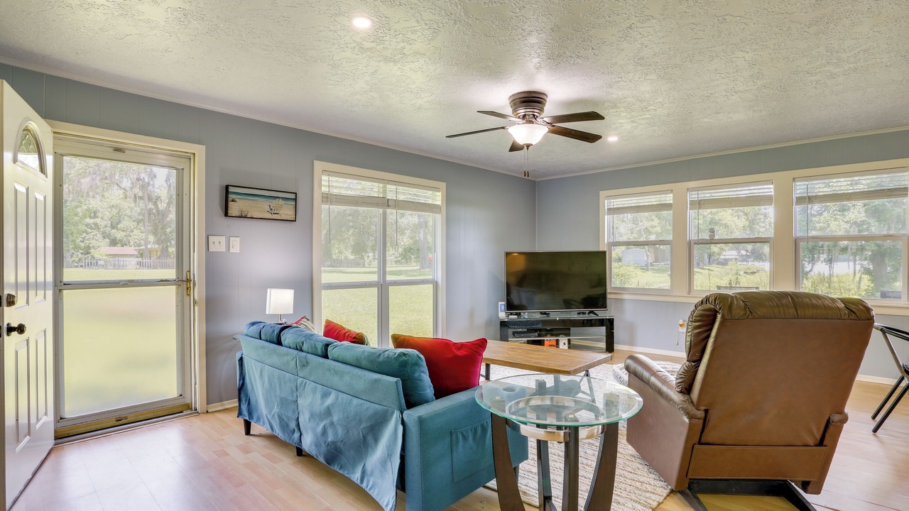 Photo of Livingroom in Votaw