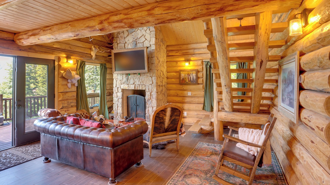 Photo of Livingroom in Columbine Lake