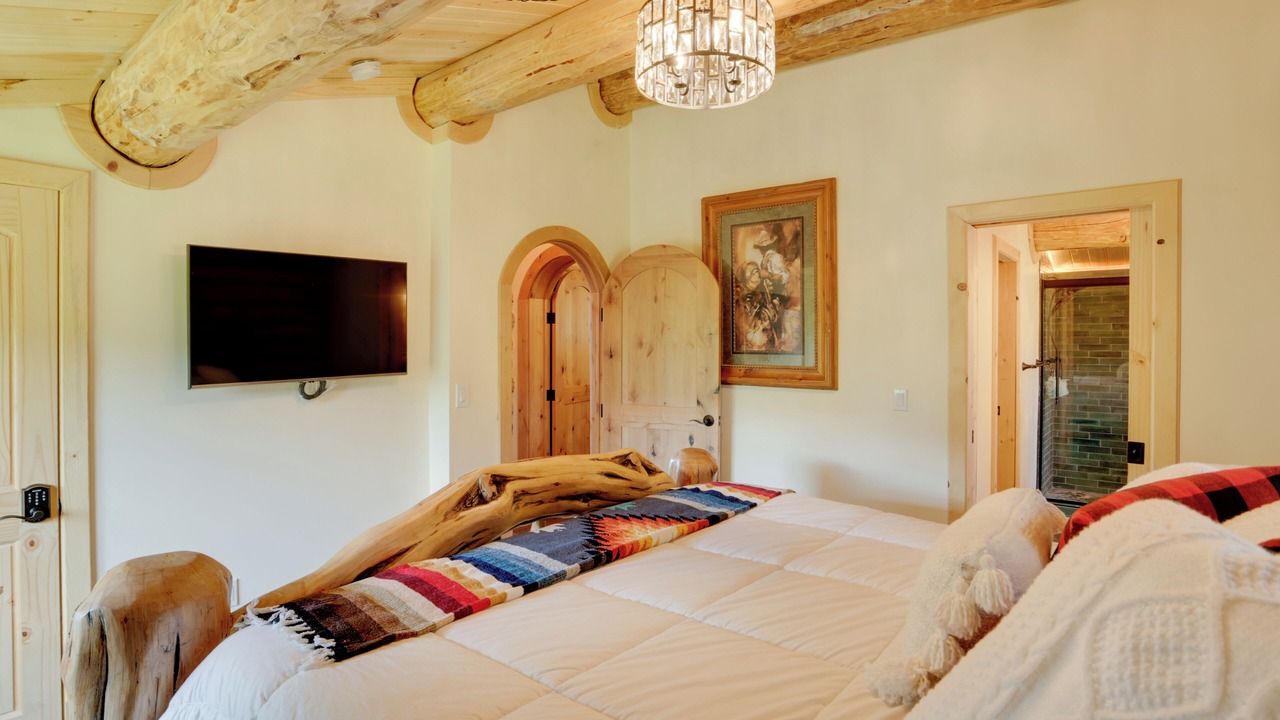 Photo of Bedroom in Columbine Lake