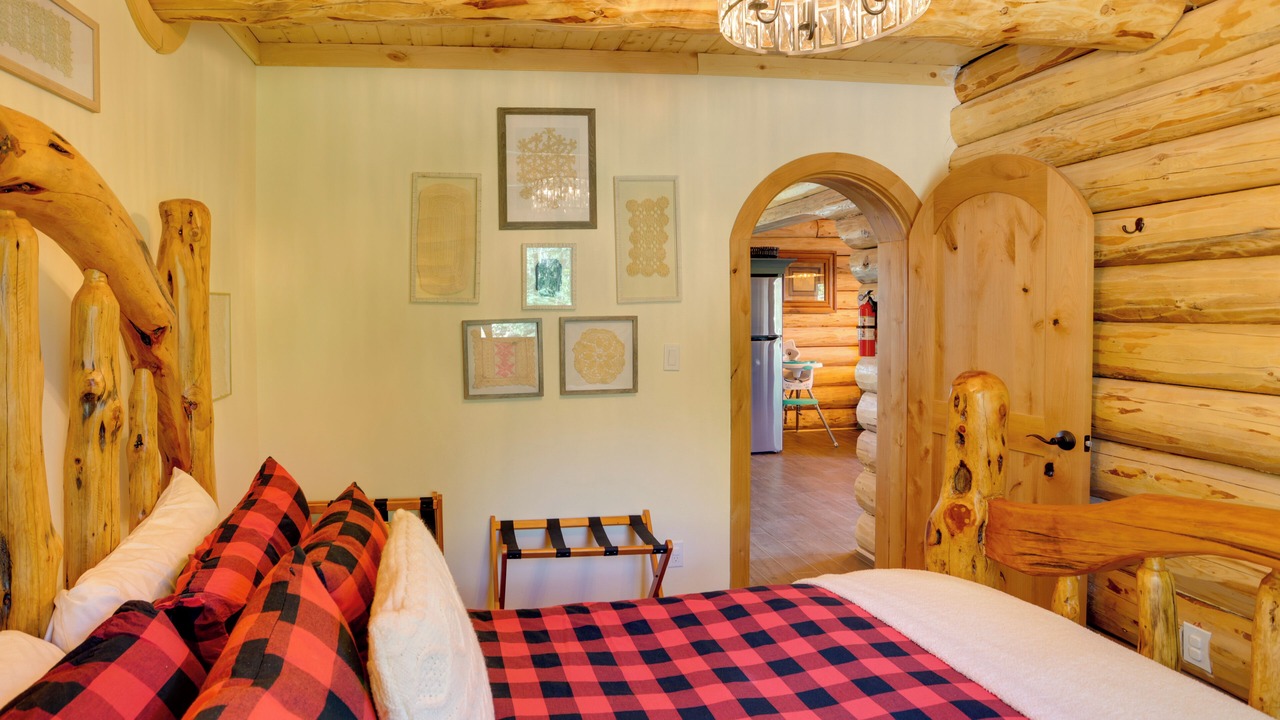 Photo of Bedroom in Columbine Lake