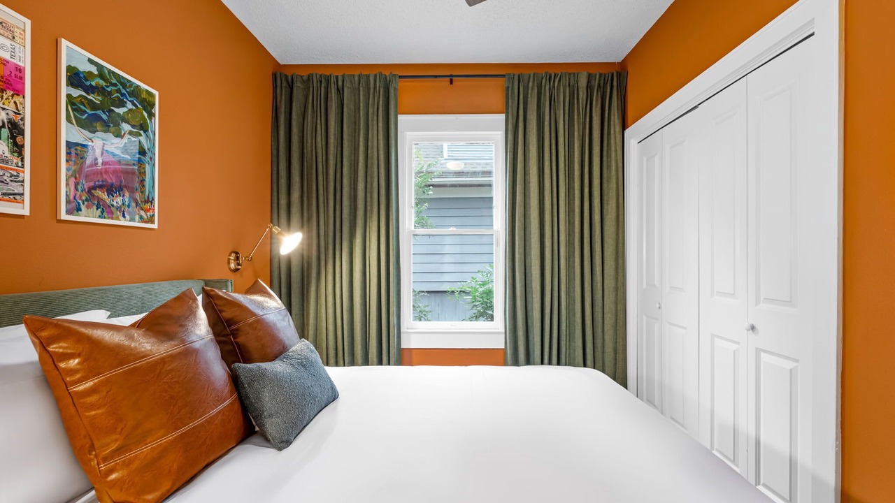Photo of Bedroom in North University