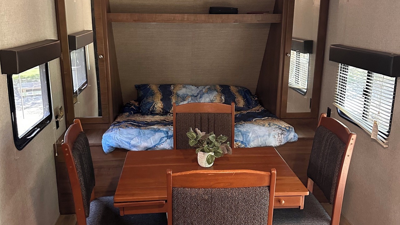 Photo of Bedroom in Lake Whitney