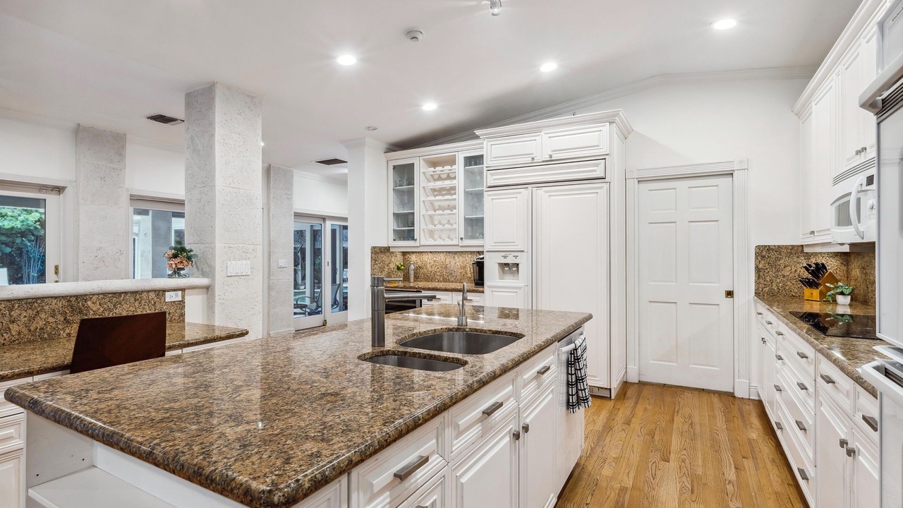 Photo of Kitchen in Birch Park Finger Streets