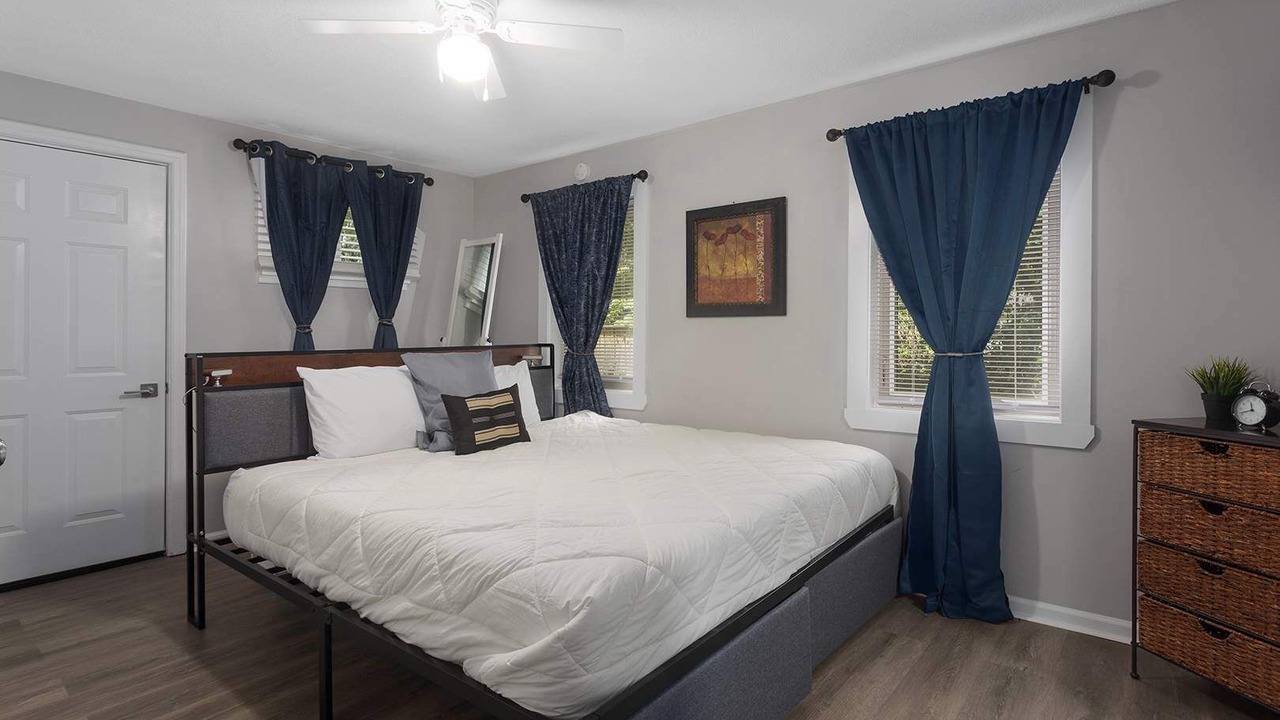 Photo of Bedroom in North Kansas City