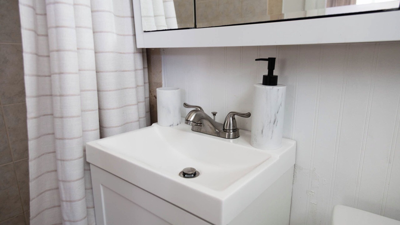 Photo of Bathroom in Coral Ridge Isles