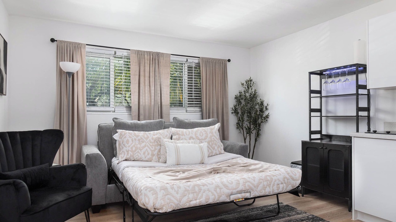 Photo of Bedroom in Coral Ridge Isles