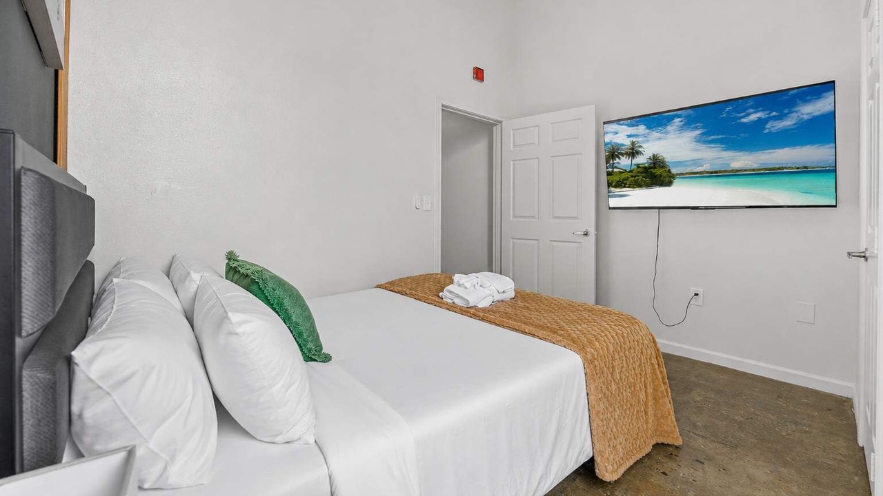 Photo of Bedroom in River Market