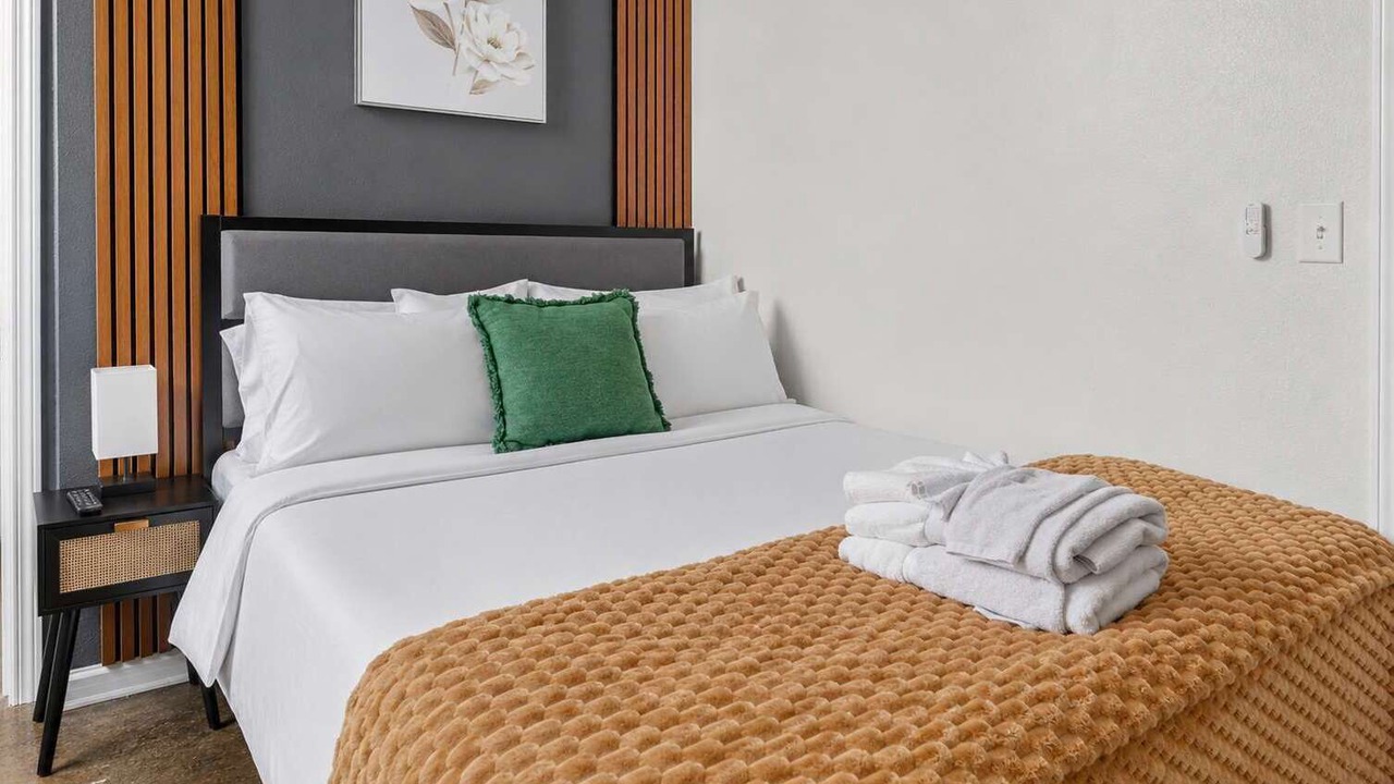 Photo of Bedroom in River Market