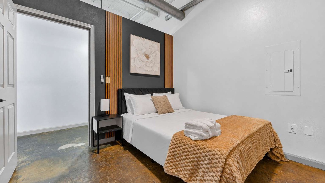 Photo of Bedroom in River Market