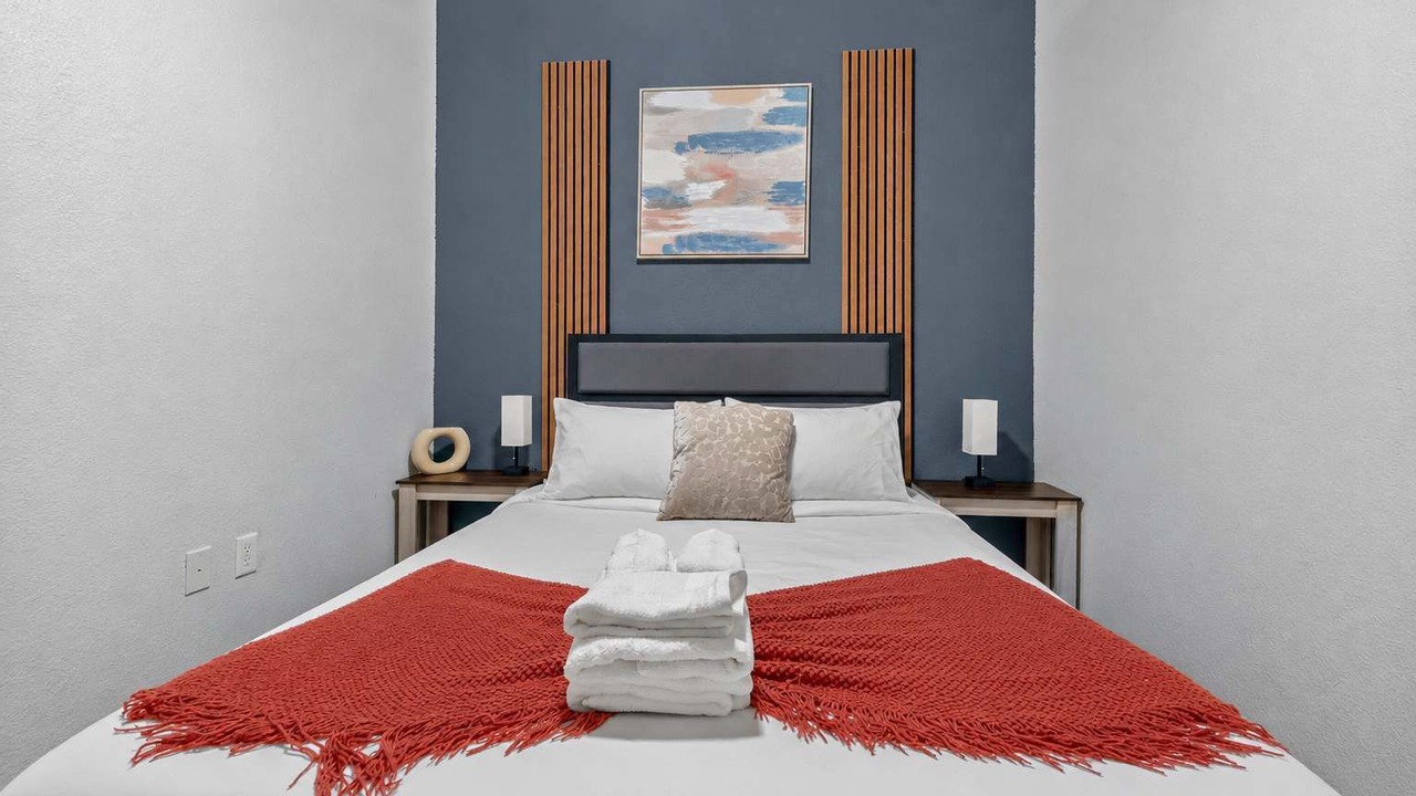 Photo of Bedroom in River Market
