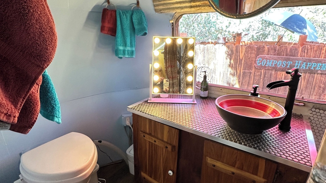 Photo of Bathroom in Tijeras