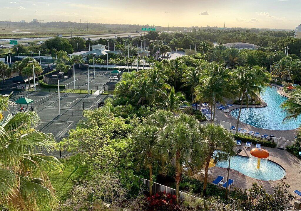 Photo of Outdoor in Weston