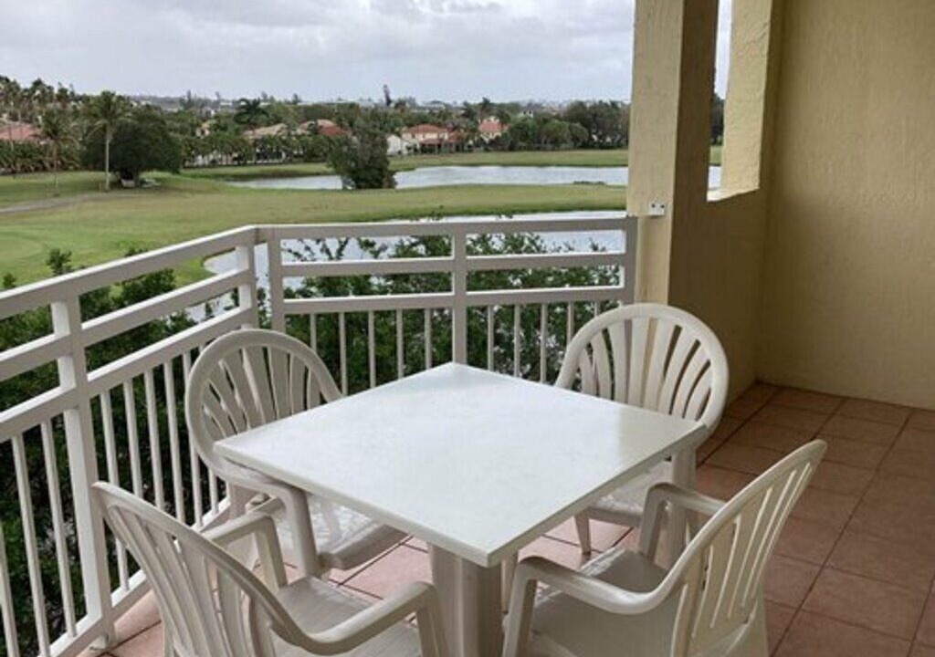 Photo of Outdoor in Weston