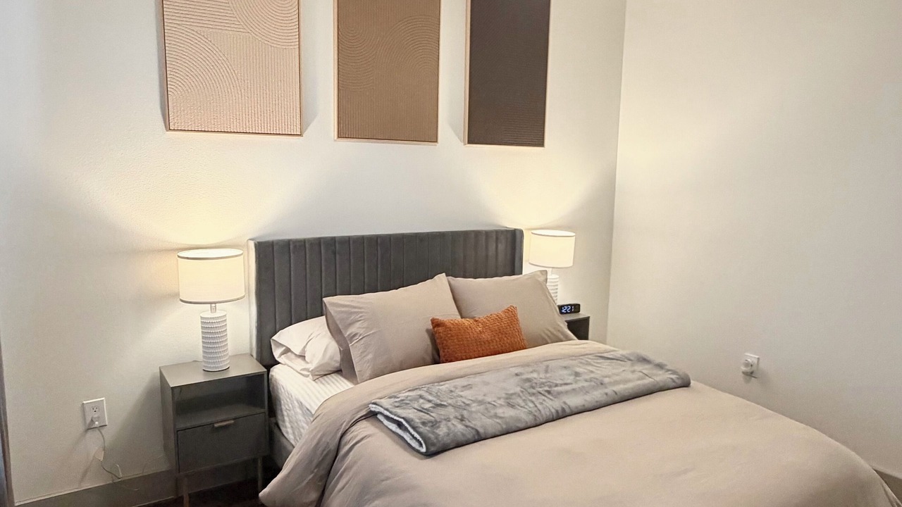 Photo of Bedroom in Addison
