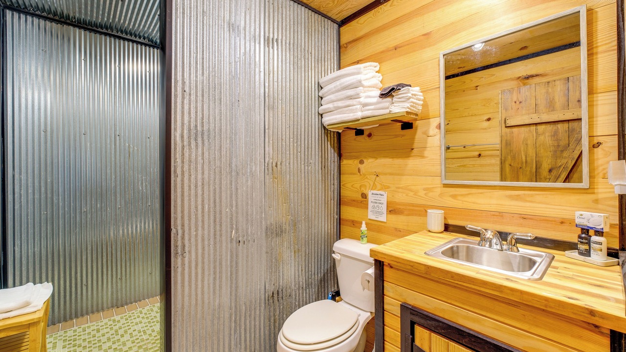 Photo of Bathroom in Powell