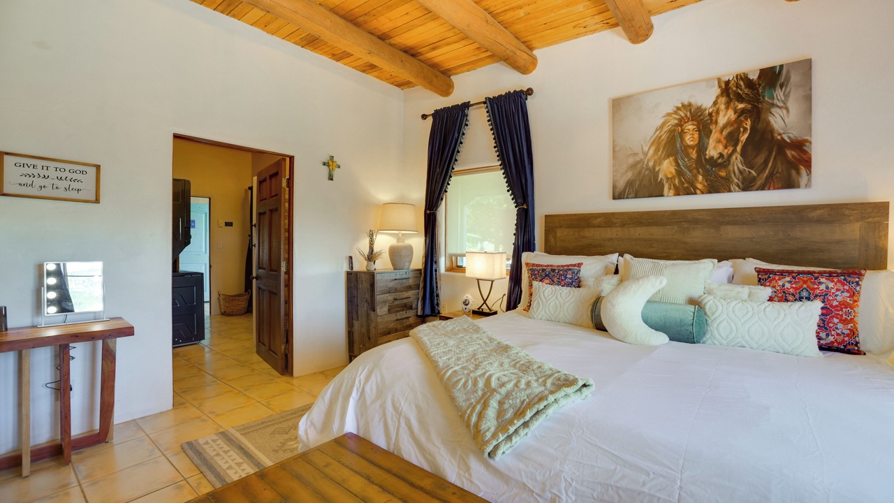 Photo of Bedroom in Canoncito
